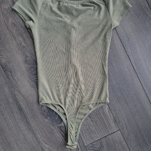 Olive Green Bodysuit - Picture 2 of 2